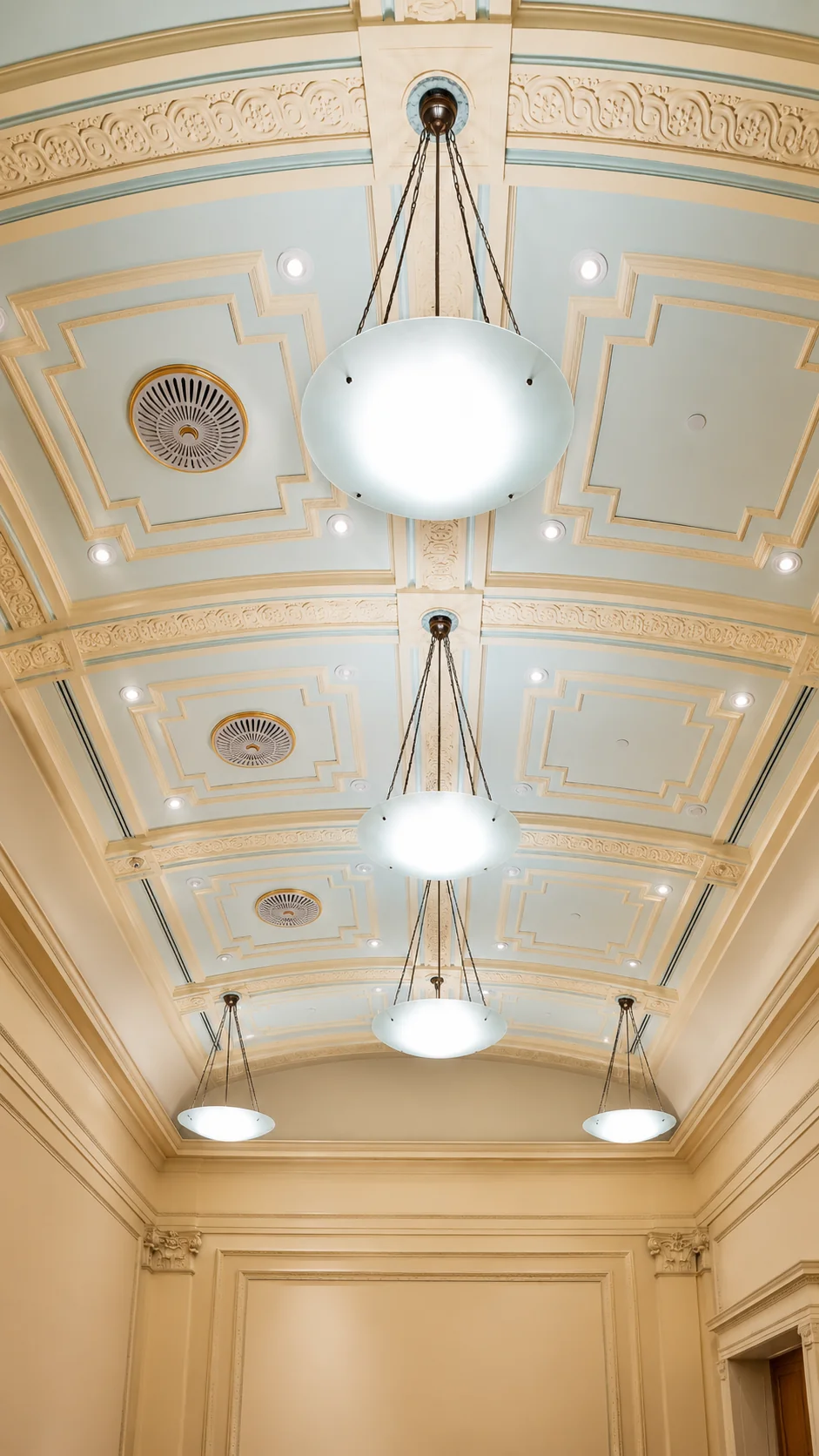 Decorative heritage ceiling plastering and restoration